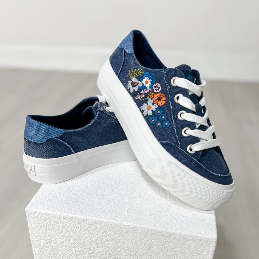 NEW BLOWFISH Vivid 3  Sneakers in navy for women 226 2T7